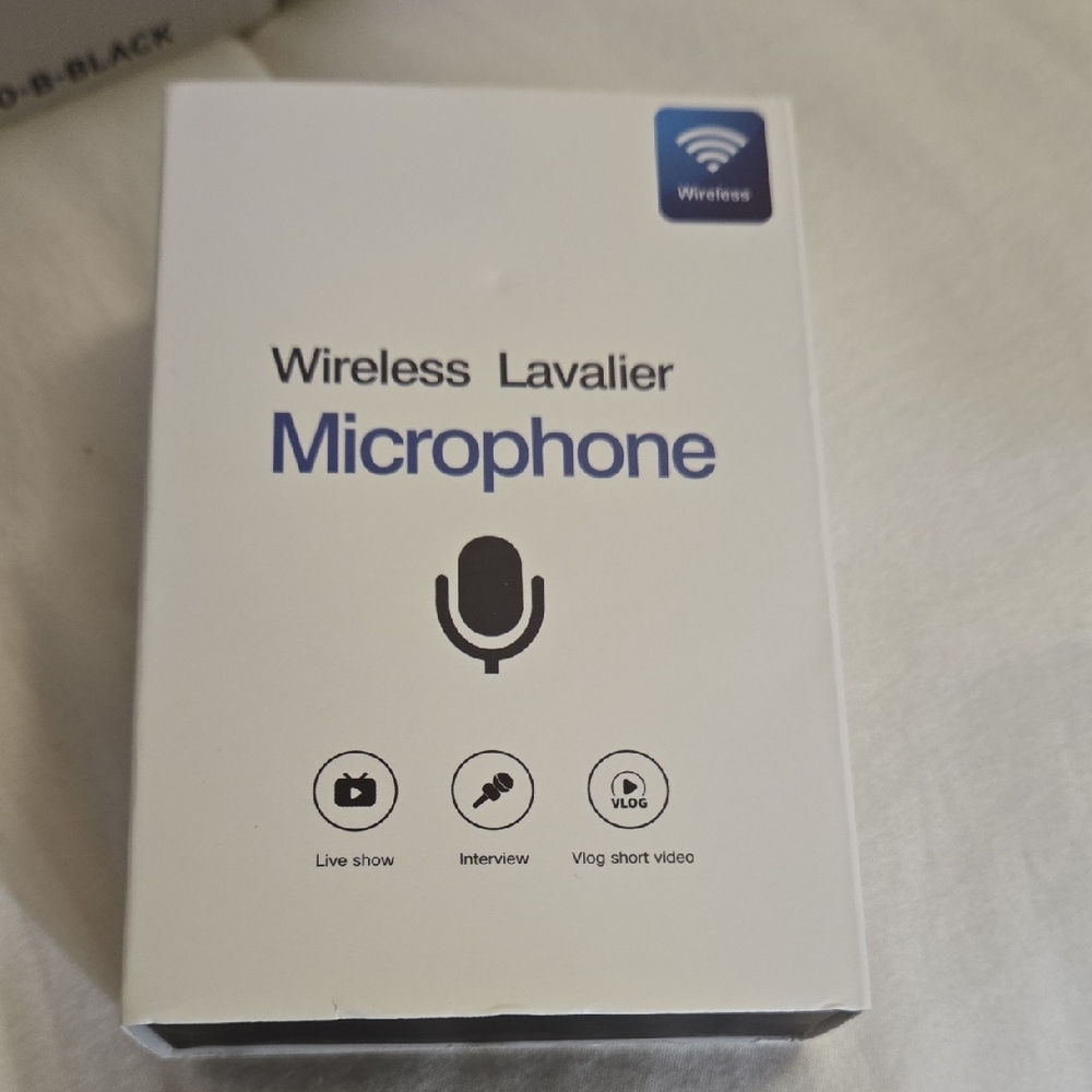 Wireless Lavalier Microphone